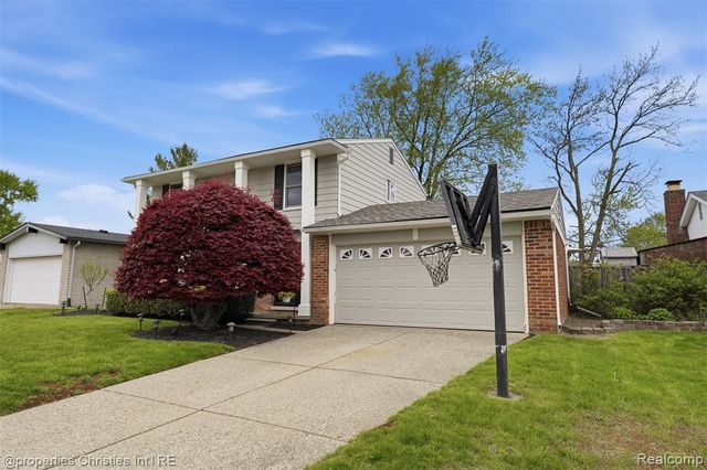 39142 Donald Street, Livonia, MI 48154