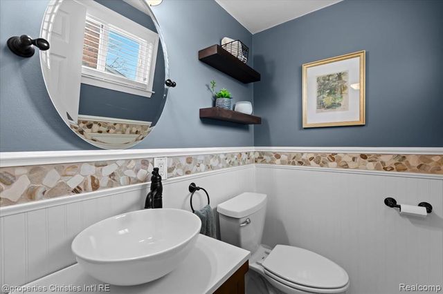 39142 Donald Street, Livonia, MI 48154
