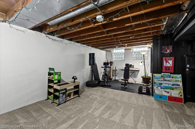 39142 Donald Street, Livonia, MI 48154