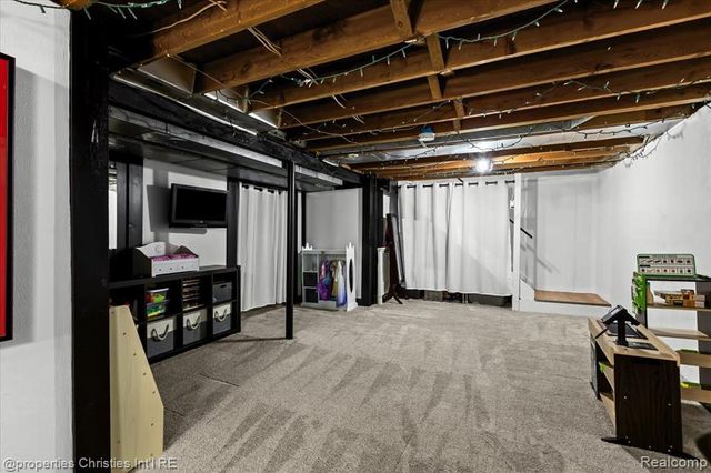 39142 Donald Street, Livonia, MI 48154