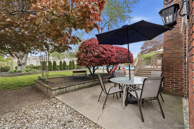 39142 Donald Street, Livonia, MI 48154