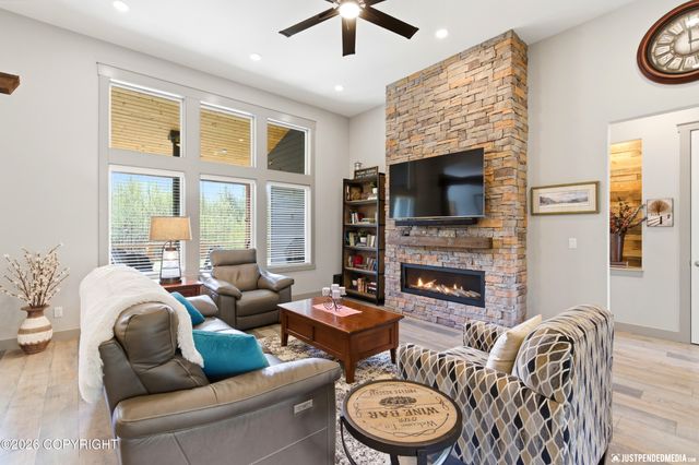 7218 E Riparian Loop, Palmer, AK 99645