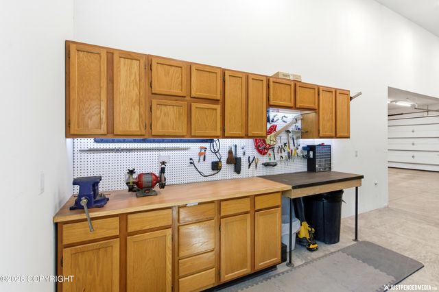 7218 E Riparian Loop, Palmer, AK 99645