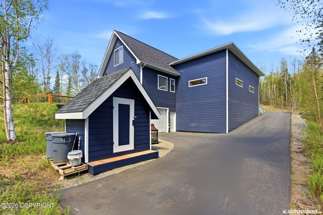 7218 E Riparian Loop, Palmer, AK 99645