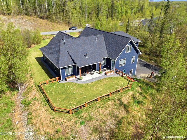 7218 E Riparian Loop, Palmer, AK 99645