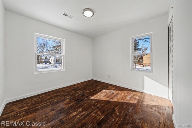 13849 Leonard Avenue, Warren, MI 48089