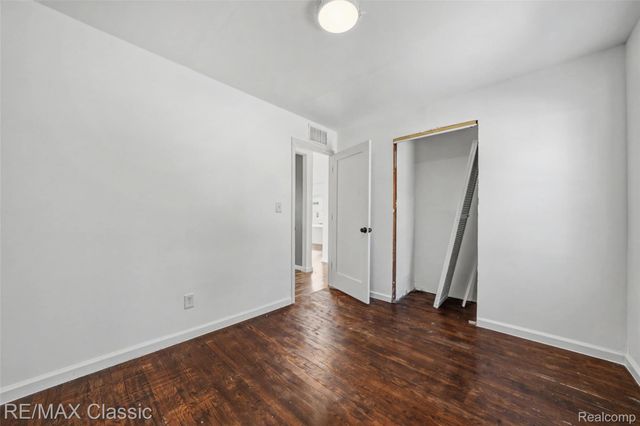 13849 Leonard Avenue, Warren, MI 48089