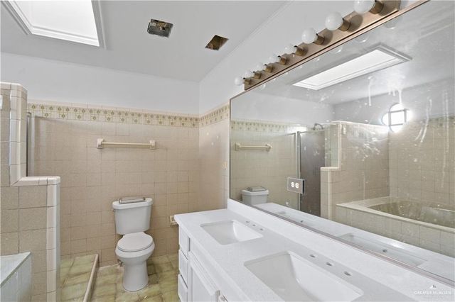 228 Alamo Street, Sullivan City, TX 78595