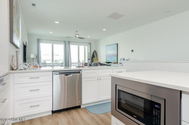 1007 N Carolina Beach Avenue N Unit 2, Carolina Beach, NC 28428