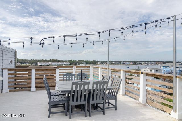 1007 N Carolina Beach Avenue N Unit 2, Carolina Beach, NC 28428