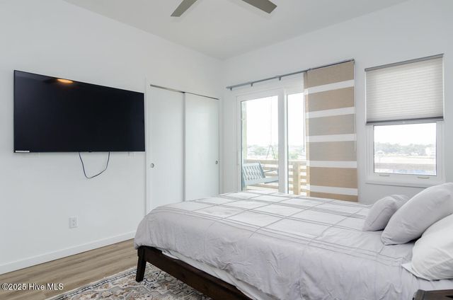 1007 N Carolina Beach Avenue N Unit 2, Carolina Beach, NC 28428