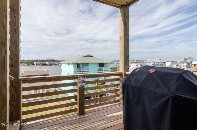 1007 N Carolina Beach Avenue N Unit 2, Carolina Beach, NC 28428
