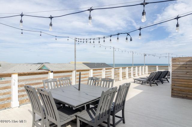 1007 N Carolina Beach Avenue N Unit 2, Carolina Beach, NC 28428