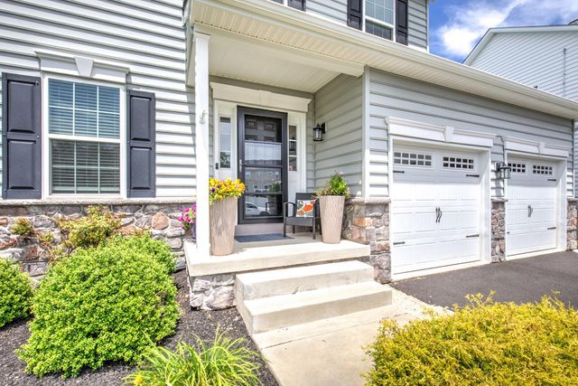 2224 BRIDGEPORT AVE, Pennsburg, PA 18073