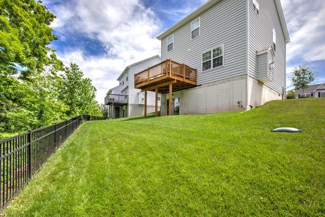 2224 BRIDGEPORT AVE, Pennsburg, PA 18073