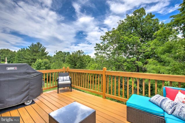 2224 BRIDGEPORT AVE, Pennsburg, PA 18073