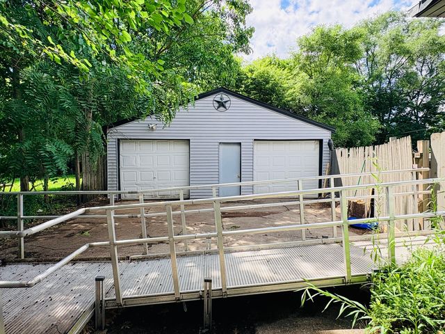 1712 Carney Avenue, Rockford, IL 61103