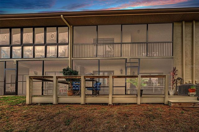 1673 SEASCAPE CIRCLE 102, Tarpon Springs, FL 34689