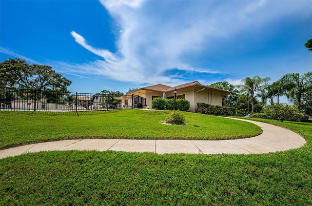 1673 SEASCAPE CIRCLE 102, Tarpon Springs, FL 34689