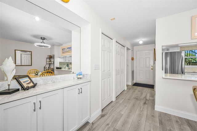 1673 SEASCAPE CIRCLE 102, Tarpon Springs, FL 34689