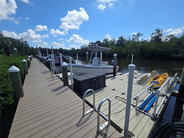 1673 SEASCAPE CIRCLE 102, Tarpon Springs, FL 34689