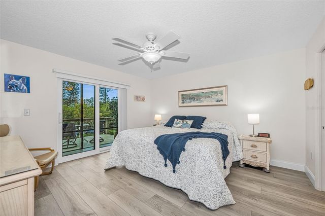 1673 SEASCAPE CIRCLE 102, Tarpon Springs, FL 34689