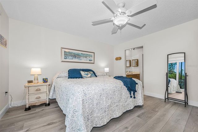 1673 SEASCAPE CIRCLE 102, Tarpon Springs, FL 34689