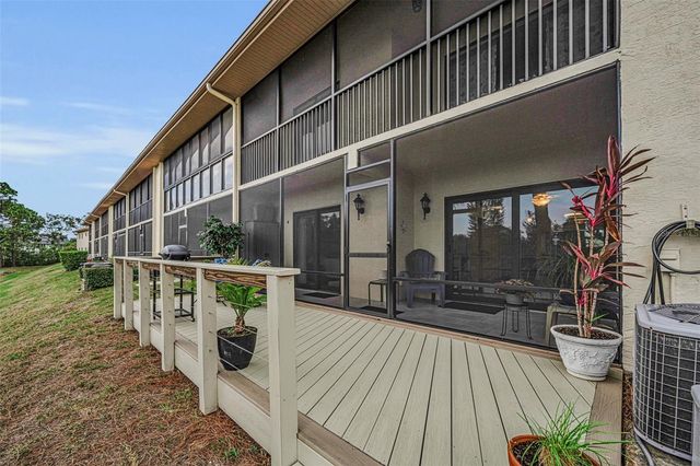 1673 SEASCAPE CIRCLE 102, Tarpon Springs, FL 34689