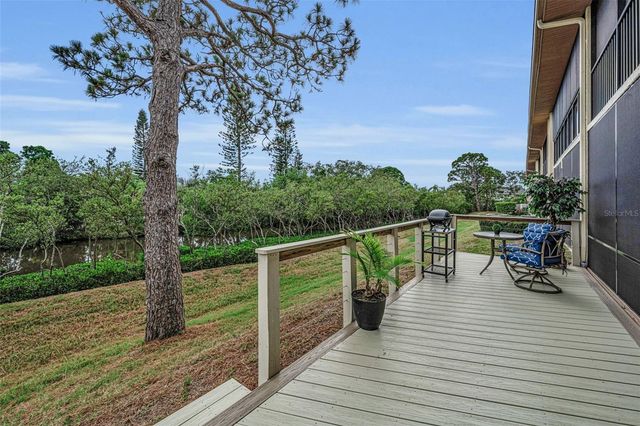 1673 SEASCAPE CIRCLE 102, Tarpon Springs, FL 34689