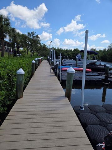 1673 SEASCAPE CIRCLE 102, Tarpon Springs, FL 34689