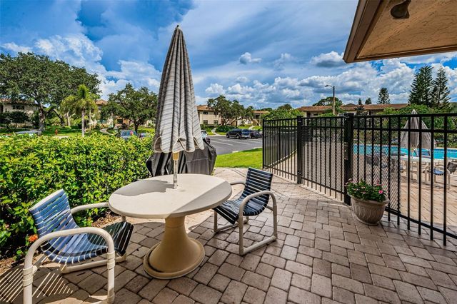 1673 SEASCAPE CIRCLE 102, Tarpon Springs, FL 34689