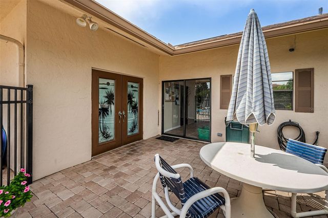1673 SEASCAPE CIRCLE 102, Tarpon Springs, FL 34689