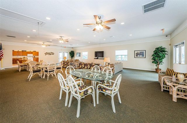 1673 SEASCAPE CIRCLE 102, Tarpon Springs, FL 34689