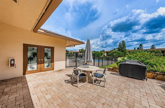 1673 SEASCAPE CIRCLE 102, Tarpon Springs, FL 34689