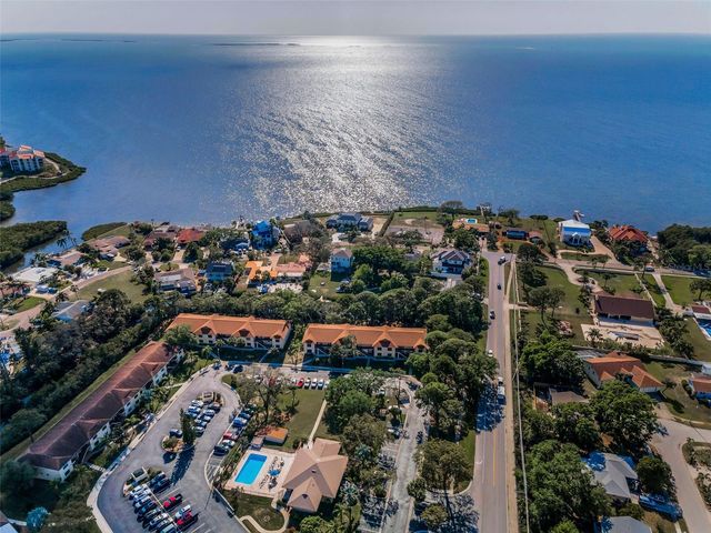 1673 SEASCAPE CIRCLE 102, Tarpon Springs, FL 34689