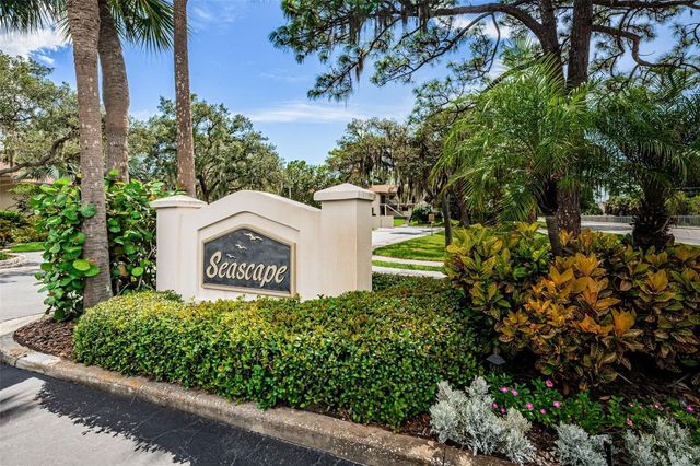 1673 SEASCAPE CIRCLE 102, Tarpon Springs, FL 34689