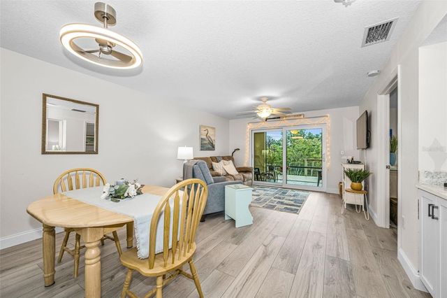 1673 SEASCAPE CIRCLE 102, Tarpon Springs, FL 34689