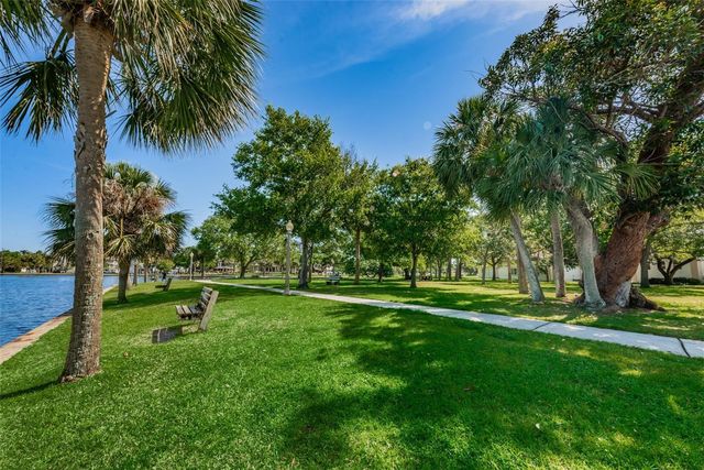 1673 SEASCAPE CIRCLE 102, Tarpon Springs, FL 34689