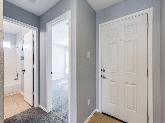 108 Killian LOOP, Hutto, TX 78634