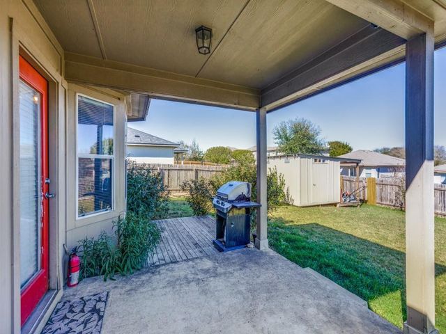 108 Killian LOOP, Hutto, TX 78634