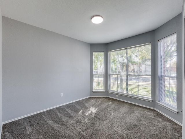 108 Killian LOOP, Hutto, TX 78634