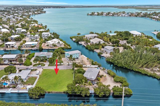 16841 Driftwood Lane, Sugarloaf Key, FL 33042