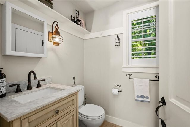 225 E Temple St, Boylston, MA 01505