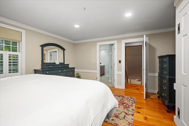 225 E Temple St, Boylston, MA 01505