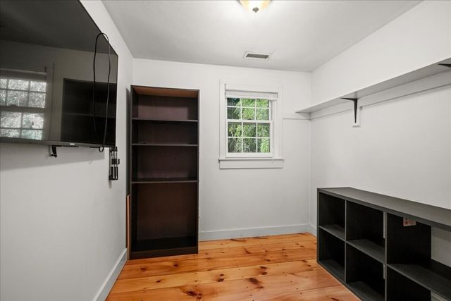 225 E Temple St, Boylston, MA 01505