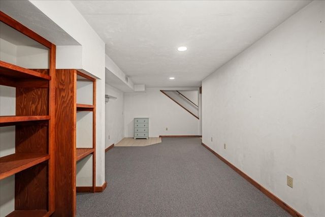 225 E Temple St, Boylston, MA 01505