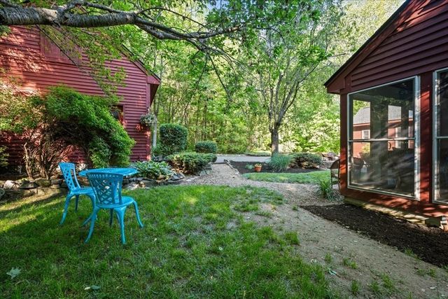225 E Temple St, Boylston, MA 01505