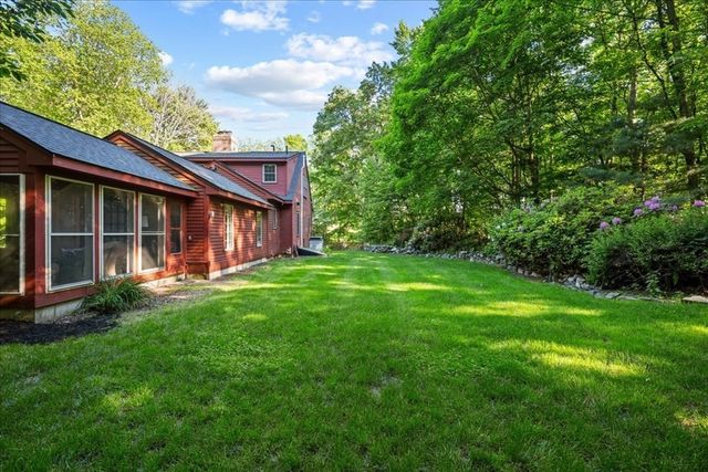 225 E Temple St, Boylston, MA 01505