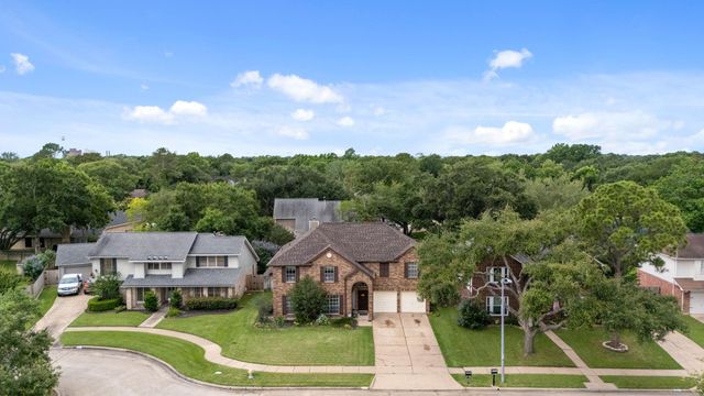 611 Woodlake Circle, Sugar Land, TX 77498