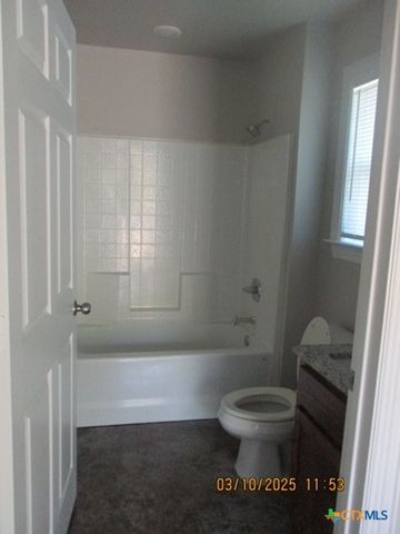 906 S 18th Street, Temple, TX 76501